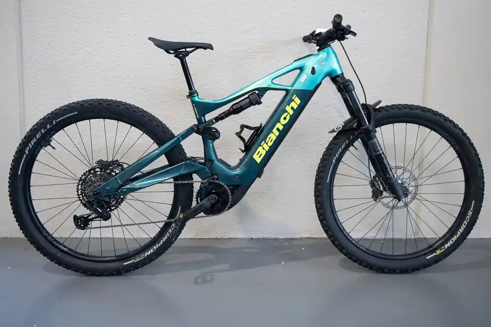 Vendita e bike BIANCHI E-VERTIC FX 9.2 - Ex Noleggio - TAGLIA M