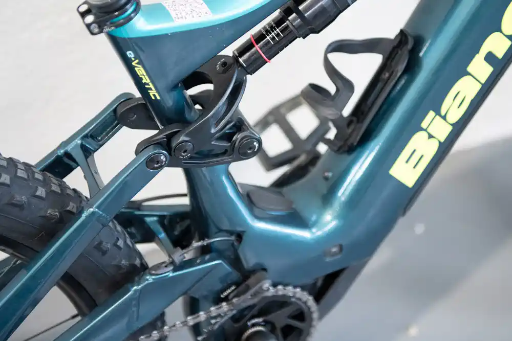 BIANCHI E-VERTIC FX 9.2 - Ex Noleggio - TAGLIA M BIANCHI E-VERTIC FX 9.2 - Ex Noleggio - TAGLIA M - immagine 6