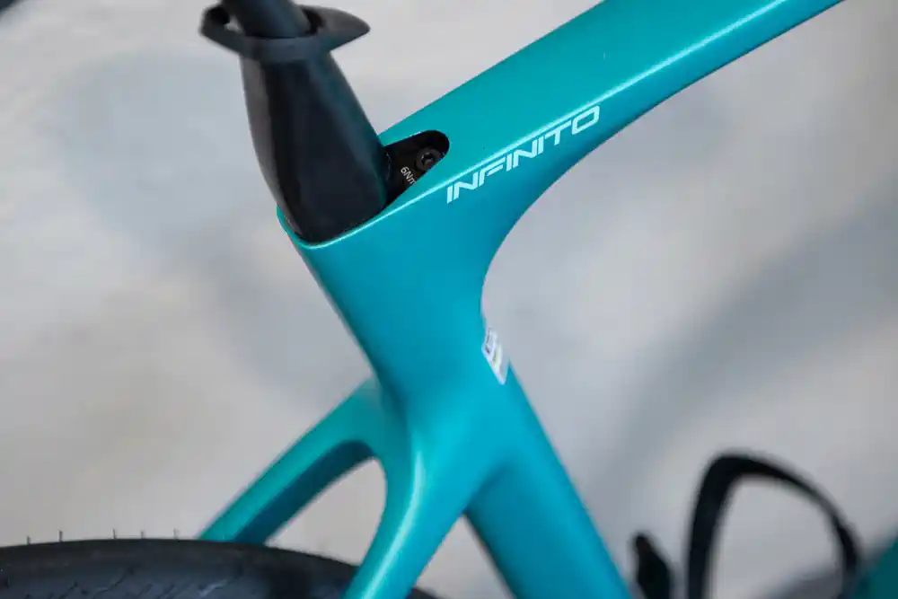 BIANCHI INFINITO - Ex Noleggio - TAGLIA 55 - M BIANCHI INFINITO - Ex Noleggio - TAGLIA 55 - M - immagine 6