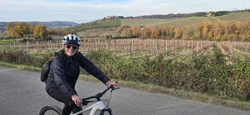 Tour e noleggio bici Toscana 15 media thumbnail 8